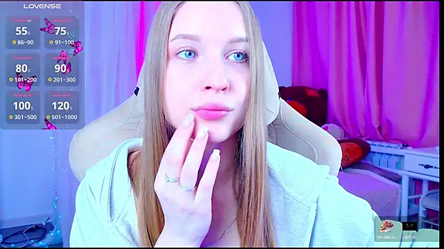 CuteMousee online show from 04/05/26, 08:43