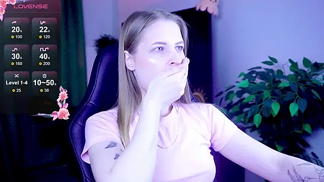 CuteMousee online show from 11/07/25, 06:40