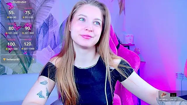 Snapshot of CuteMousee chatting on 02/25/26, 06:02 CuteMousee online show from 02/25/26, 06:02