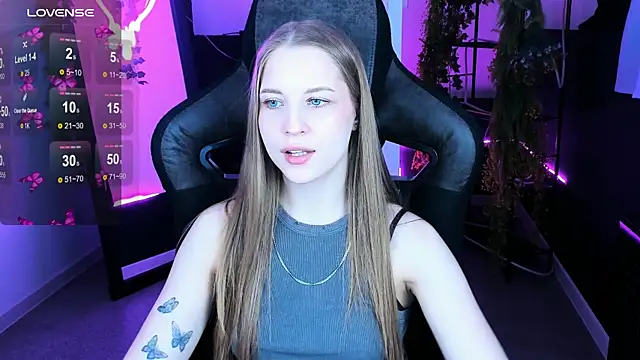 CuteMousee online show from 10/24/25, 08:46