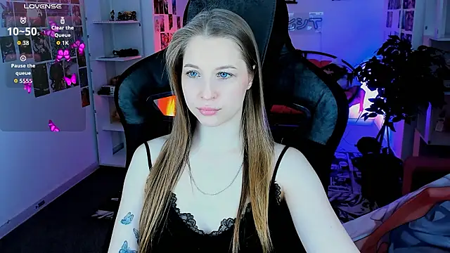 CuteMousee online show from 03/25/26, 10:47