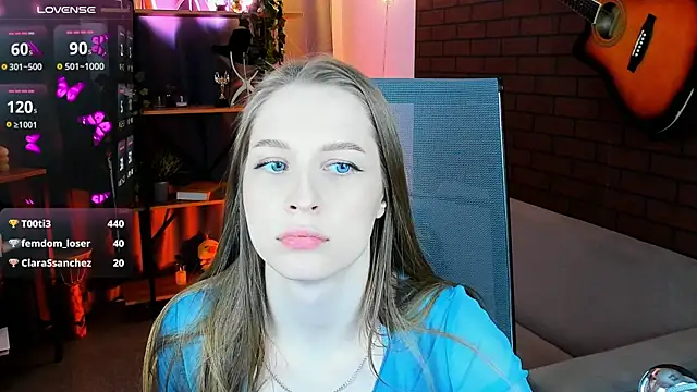 Snapshot of CuteMousee chatting on 02/26/25, 06:04 CuteMousee online show from 02/26/25, 06:04