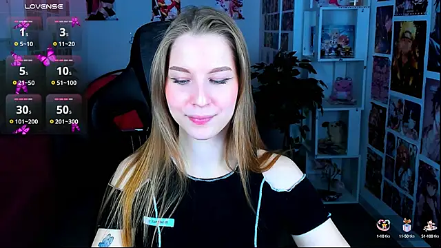 Snapshot of CuteMousee chatting on 02/15/25, 11:39 CuteMousee online show from 02/15/25, 11:39