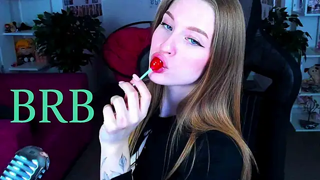 Snapshot of CuteMousee chatting on 02/23/26, 08:15 CuteMousee online show from 02/23/26, 08:15