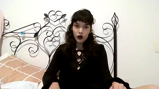 Snapshot of kimmykink chatting on 10/20/25, 09:37 kimmykink online show from 10/20/25, 09:37