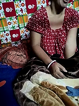 Priya-bhabi012 online show from 11/27/25, 04:51