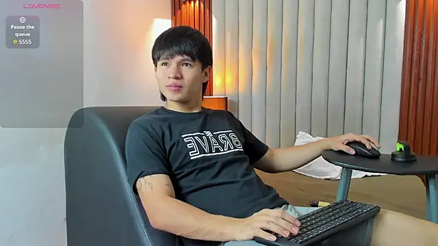 Ryo kush online show from 10/24/25, 03:49