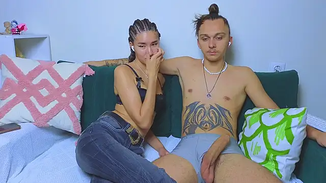 do u know them online show from 10/02/25, 03:26