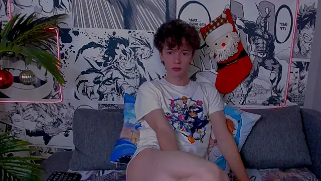 Snapshot of LukeSweet chatting on 12/18/25, 11:14 LukeSweet online show from 12/18/25, 11:14