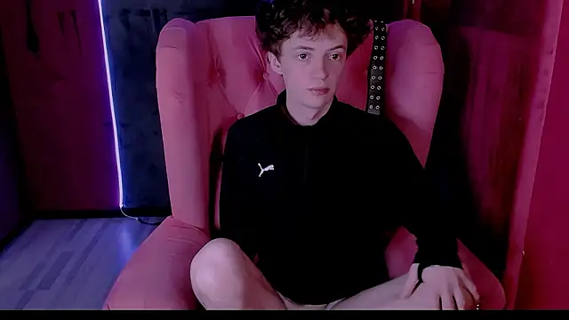 LukeSweet online show from 02/04/26, 10:43