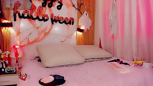 BrendaSquirtx online show from 10/25/25, 05:02