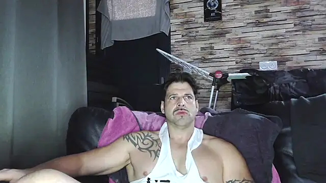 XxBigboybandxX online show from 12/20/25, 08:39