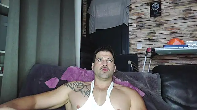 XxBigboybandxX online show from 11/14/25, 07:23