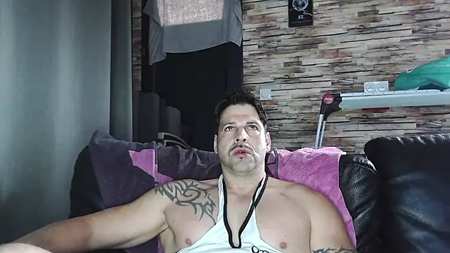 Snapshot of XxBigboybandxX chatting on 01/08/26, 09:26 XxBigboybandxX online show from 01/08/26, 09:26