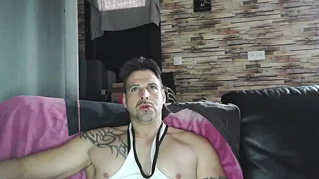 Snapshot of XxBigboybandxX chatting on 02/05/26, 12:45 XxBigboybandxX online show from 02/05/26, 12:45