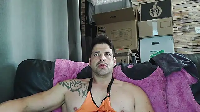 XxBigboybandxX online show from 04/08/26, 02:07