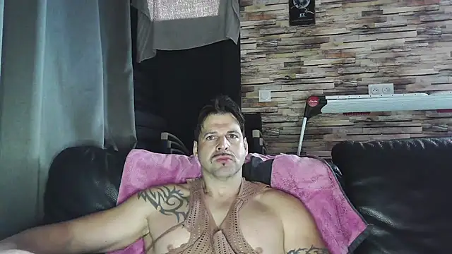 XxBigboybandxX online show from 12/15/25, 09:37