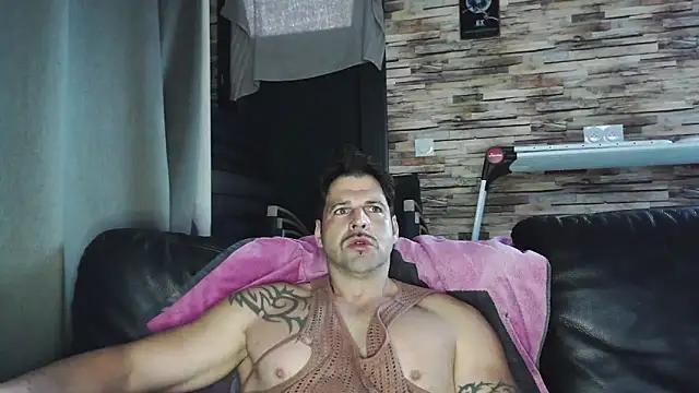 XxBigboybandxX online show from 12/18/25, 08:30