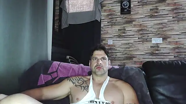 XxBigboybandxX online show from 11/30/25, 03:46