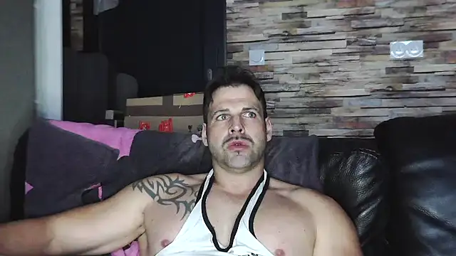 Snapshot of XxBigboybandxX chatting on 02/04/26, 06:58 XxBigboybandxX online show from 02/04/26, 06:58