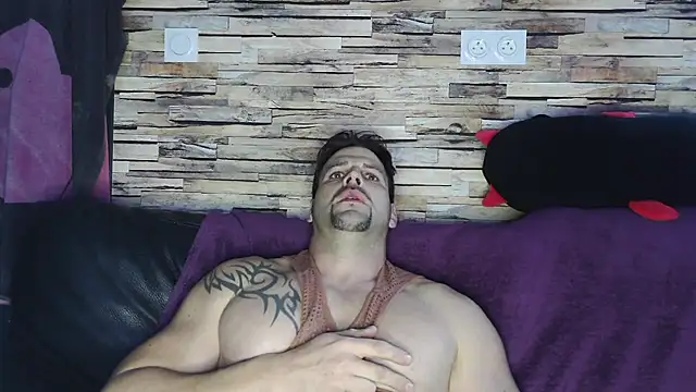 XxBigboybandxX online show from 03/08/25, 04:50