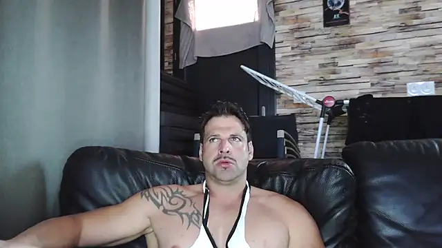 XxBigboybandxX online show from 10/23/25, 03:32