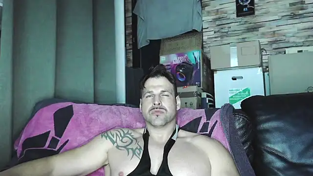 XxBigboybandxX online show from 03/14/26, 06:36