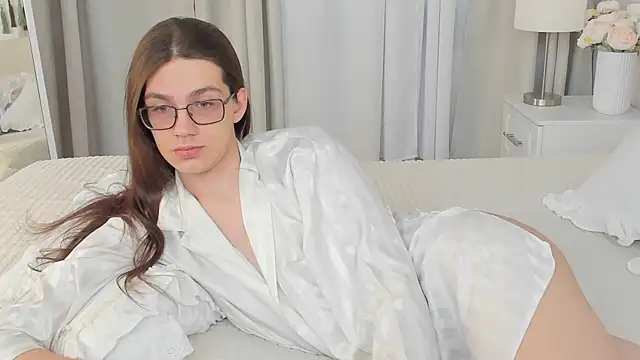 Alfreda Mills online show from 04/03/26, 10:43