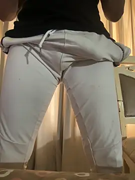 Snapshot of sxssxssxs@xh chatting on 09/21/25, 05:45 sxssxssxsxh online show from 09/21/25, 05:45