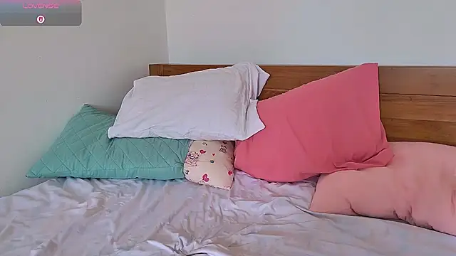 SashaStory online show from 10/31/25, 08:00