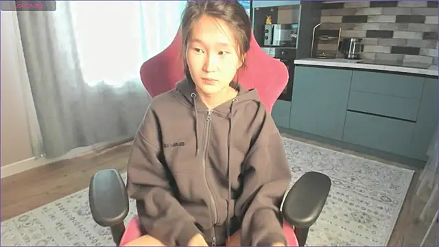 sweetiebunny22 online show from 04/03/26, 12:22