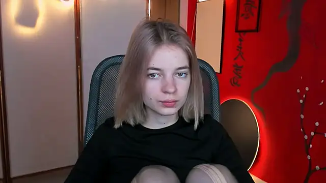 TinaDavil online show from 09/10/25, 09:30