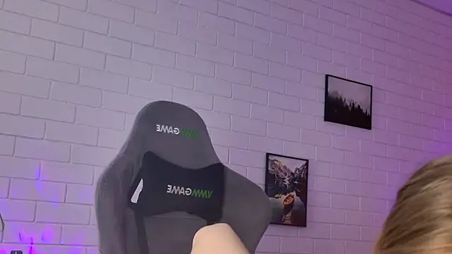 TinaDavil online show from 02/19/26, 09:17