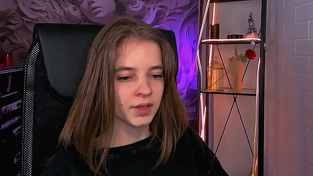 TinaDavil online show from 03/03/25, 08:43