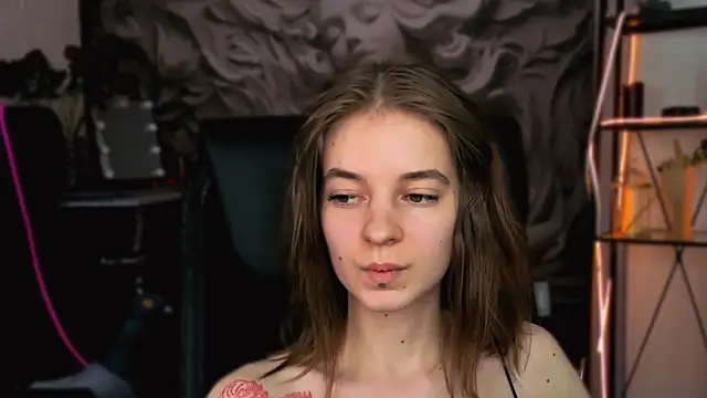 TinaDavil online show from 03/07/25, 04:11