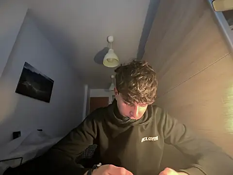 Pablogn24 online show from 02/18/25, 04:03