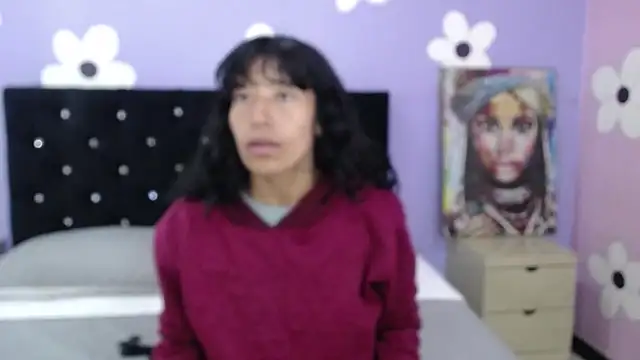 Snapshot of karolinee_66_ chatting on 02/04/26, 03:56 karolinee 66 online show from 02/04/26, 03:56