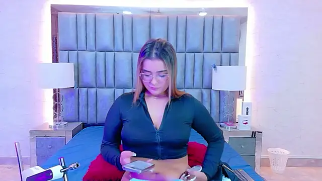 ZoehRoux online show from 11/25/25, 03:51