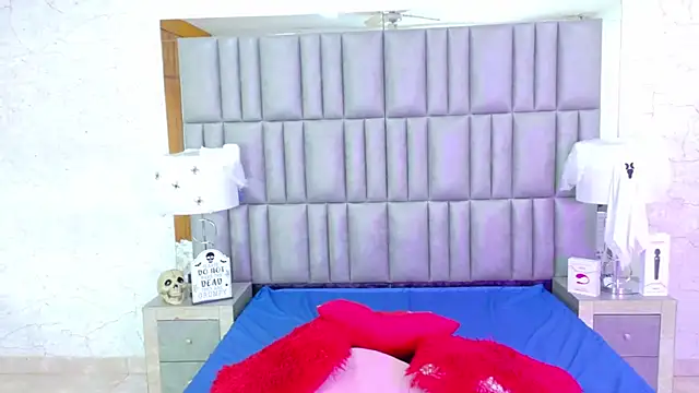 ZoehRoux online show from 10/11/25, 04:02