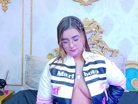 ZoehRoux online show from 10/03/25, 04:14