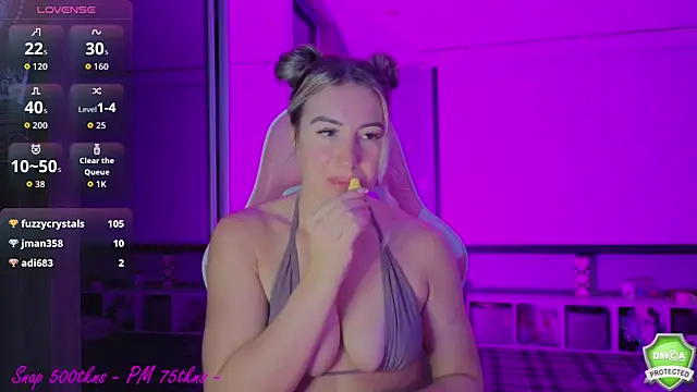 Daisydelicious online show from 10/24/25, 08:46