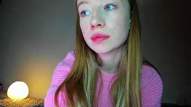 Snapshot of minidivaa_ chatting on 04/22/26, 07:42 minidivaa online show from 04/22/26, 07:42