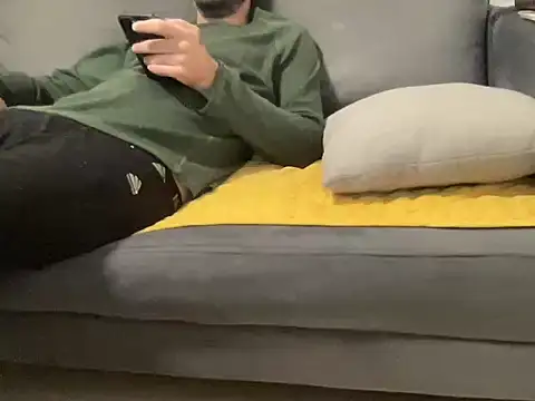 4small4inchlol online show from 01/17/26, 12:58