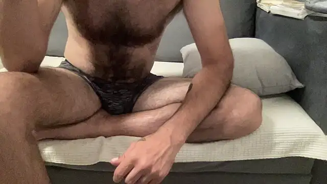 4small4inchlol online show from 07/16/26, 11:35