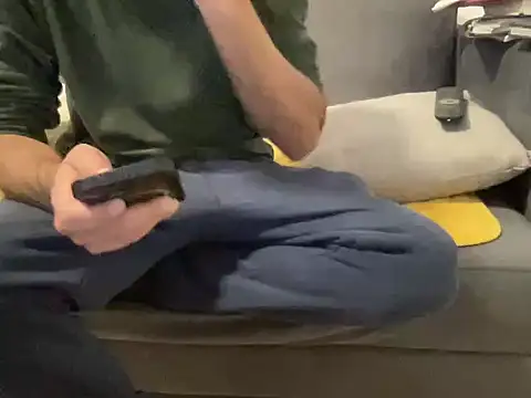 4small4inchlol online show from 01/10/26, 03:18