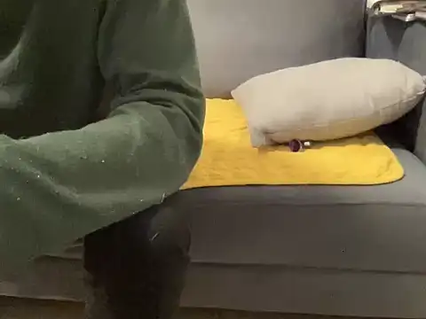 4small4inchlol online show from 01/10/26, 12:28