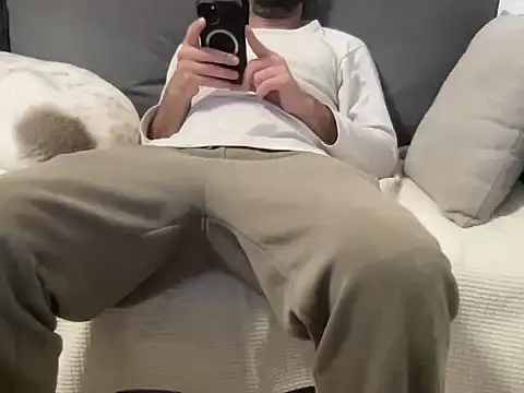 4small4inchlol online show from 03/14/26, 12:16