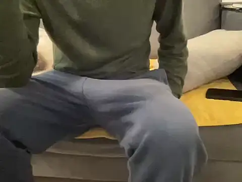 4small4inchlol online show from 04/10/26, 07:04