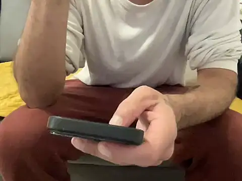 4small4inchlol online show from 12/01/25, 02:07