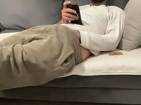 4small4inchlol online show from 12/20/25, 01:41